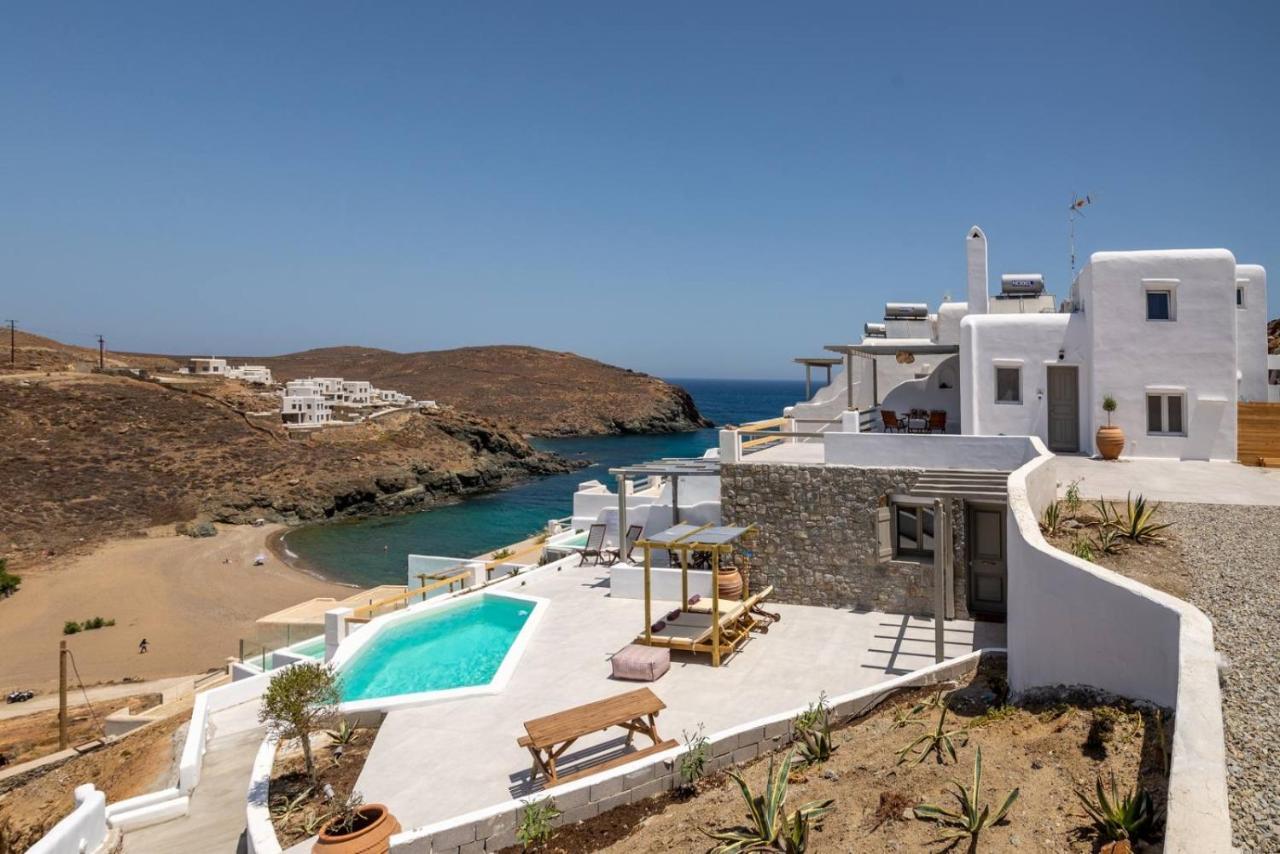 Miramare Suites Mykonos Merchia Beach Exterior photo