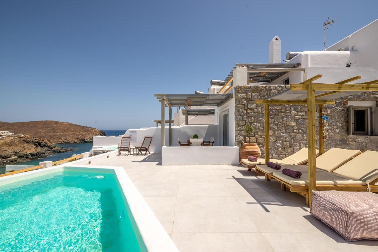 Miramare Suites Mykonos Merchia Beach Exterior photo